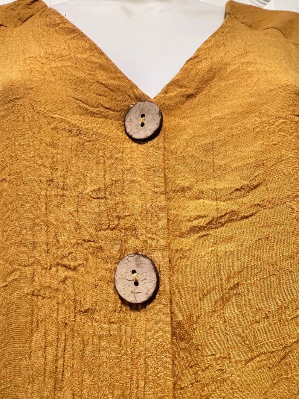 OLM-Women's Gold Long Sleeve Button Up Blouse-Small-Lightweight-Stretch- - Picture 4 of 14